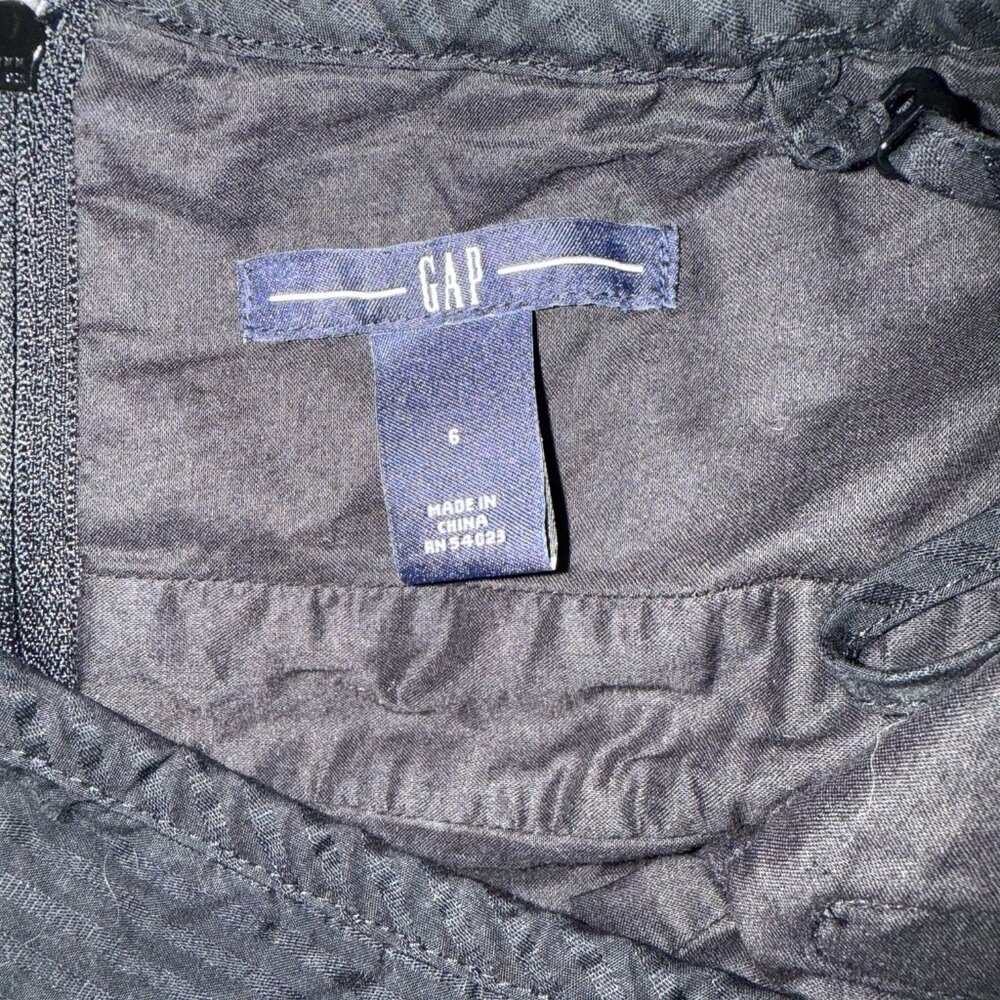 EUC - Gap - Black Dress - Size 6 - Picture 3 of 3